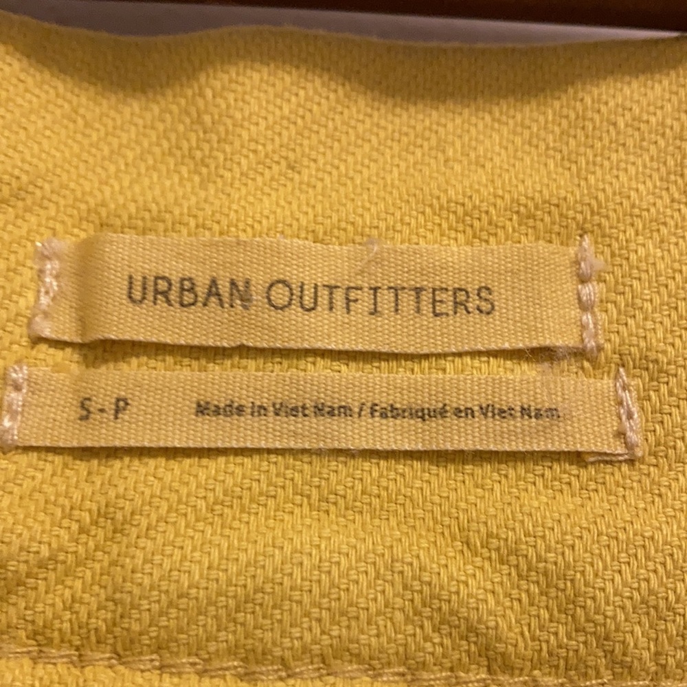 Bright Yellow High-Rise Pleated Women's Pants - Picture 9 of 11